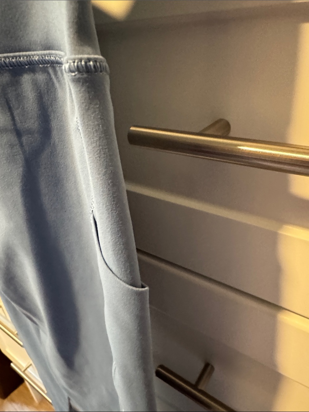Vuori Periwinkle High-Rise Performance Leggings with Drawstring - Picture 8 of 9